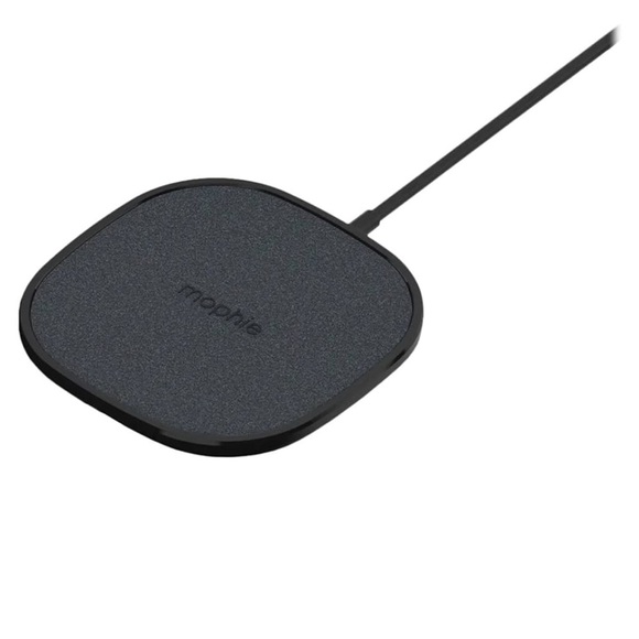 mophie 15W Universal Wireless Charge Pad, Qi-Compatible Charger 
NEW 
0122 - Picture 9 of 9